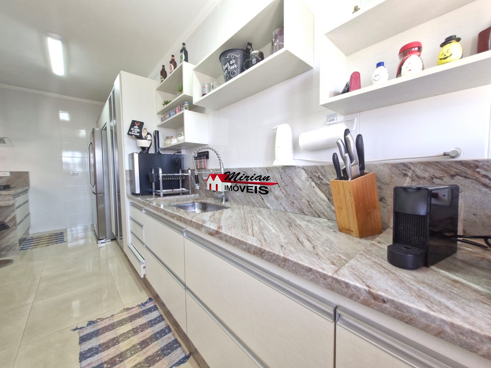 Apartamento à venda com 2 quartos, 87m² - Foto 15