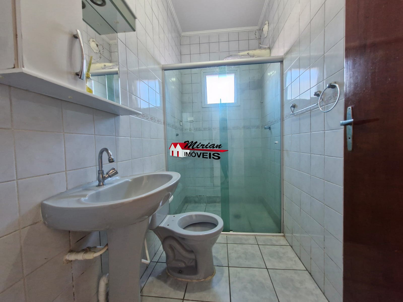 Casa à venda com 3 quartos, 70m² - Foto 12