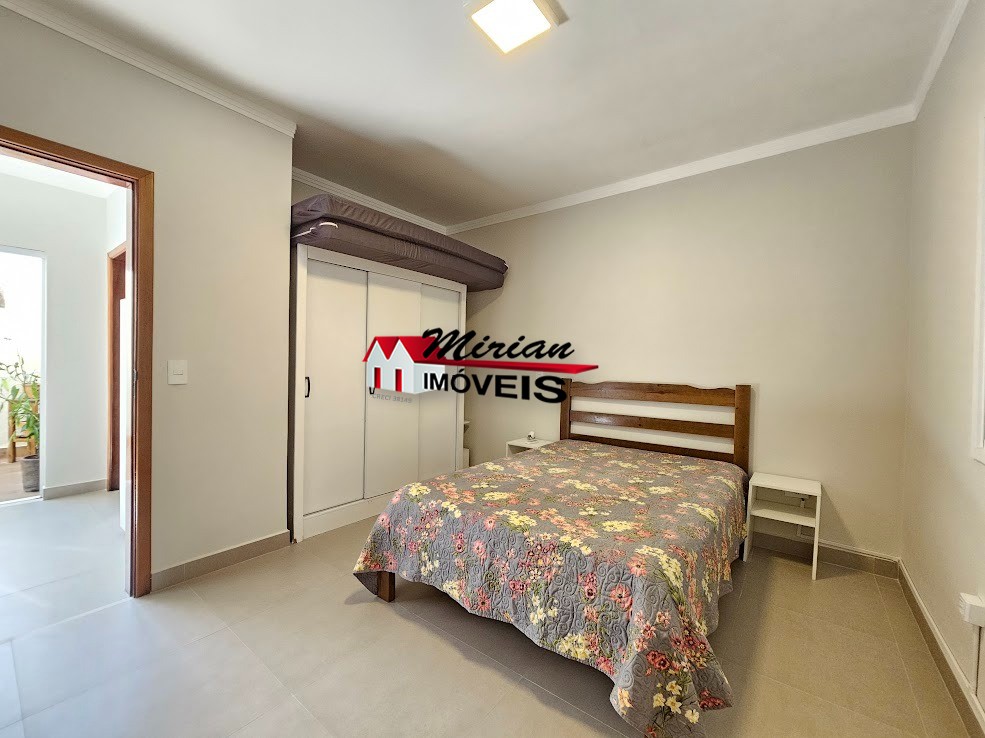 Casa à venda com 3 quartos, 250m² - Foto 15