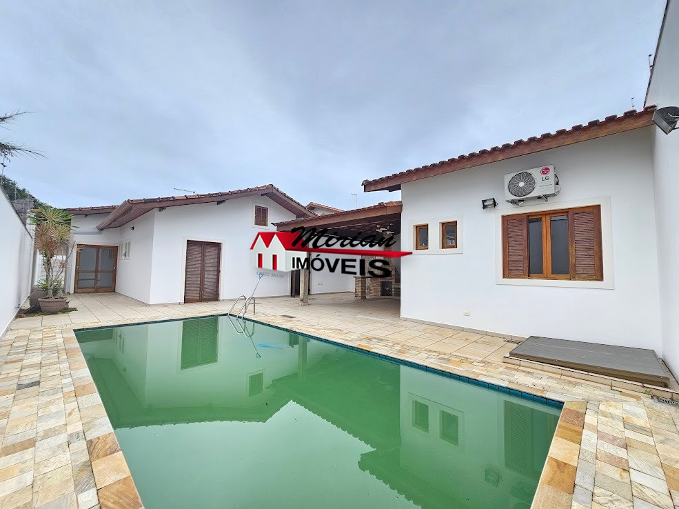 Casa à venda com 3 quartos, 360m² - Foto 2