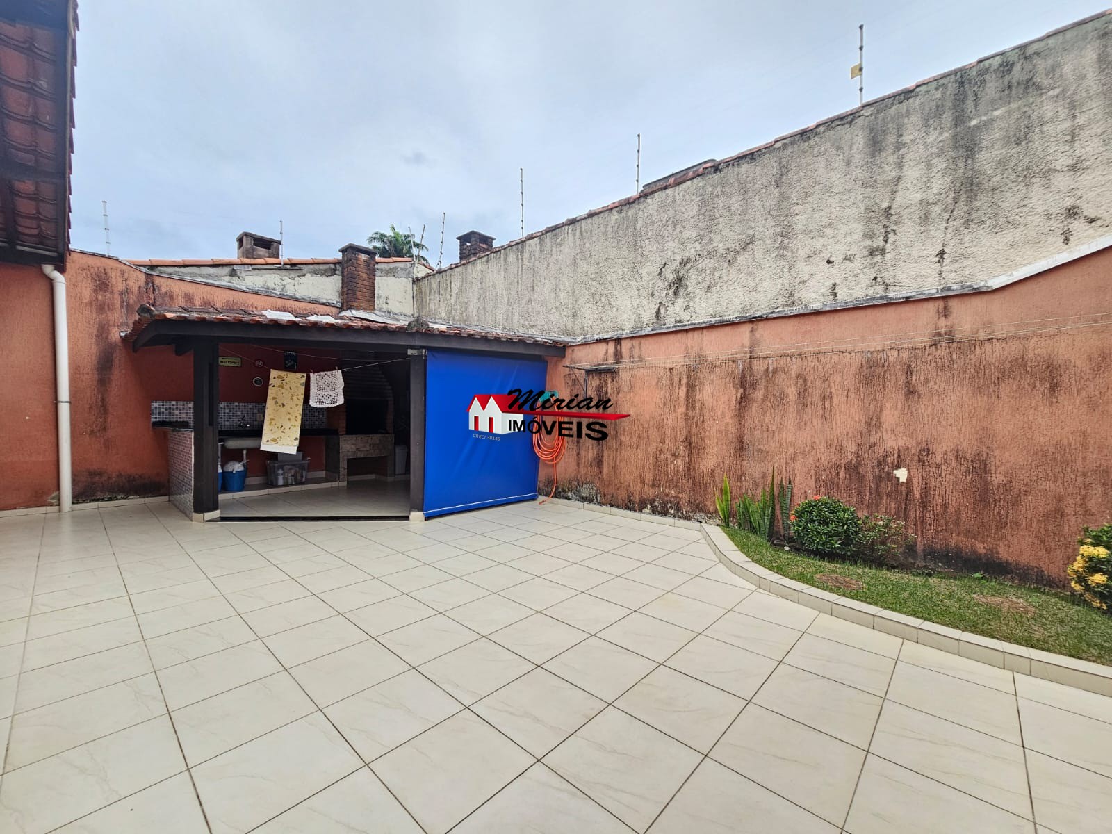 Casa à venda com 2 quartos, 100m² - Foto 12