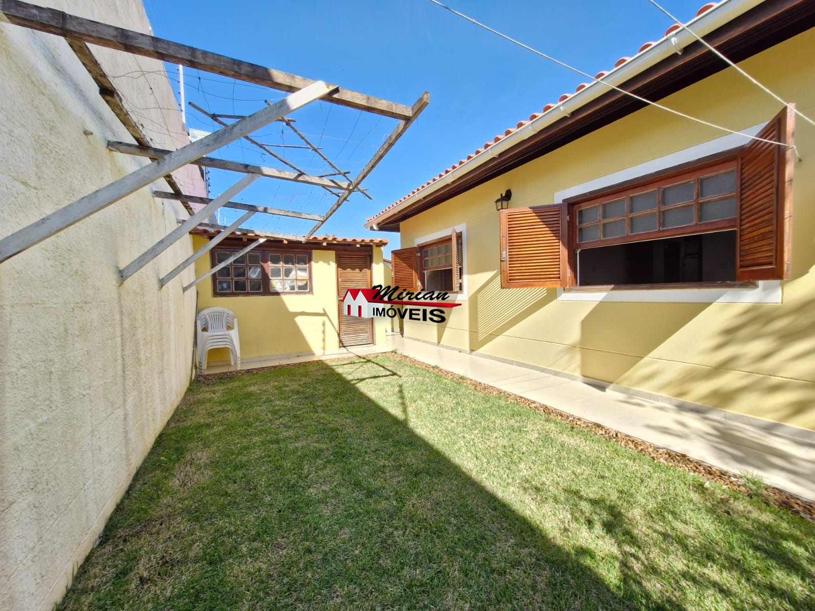 Casa de Condomínio à venda com 3 quartos, 120m² - Foto 39