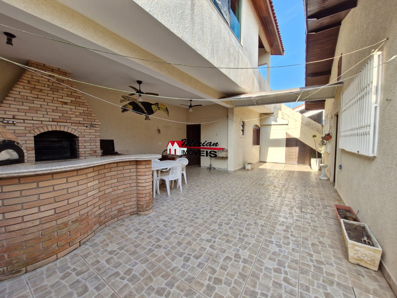 Casa à venda com 4 quartos, 147m² - Foto 27