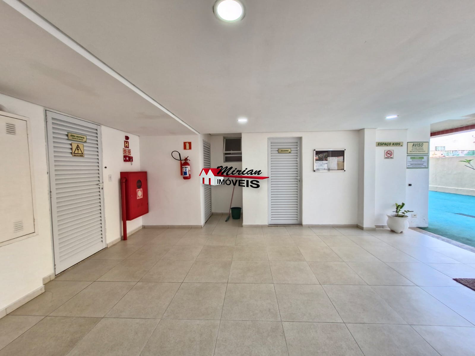 Apartamento à venda com 3 quartos, 110m² - Foto 53