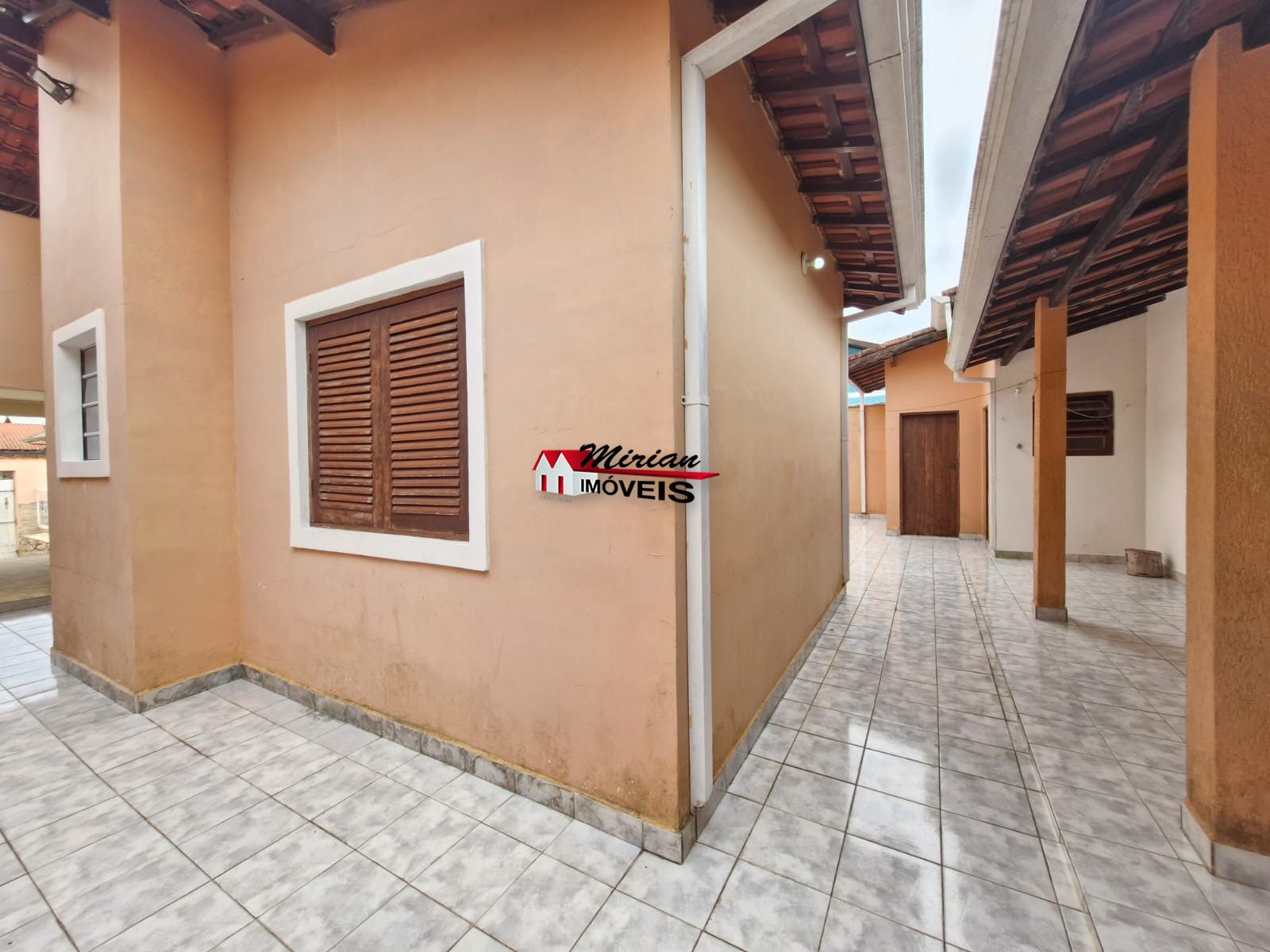 Casa à venda com 3 quartos, 120m² - Foto 25