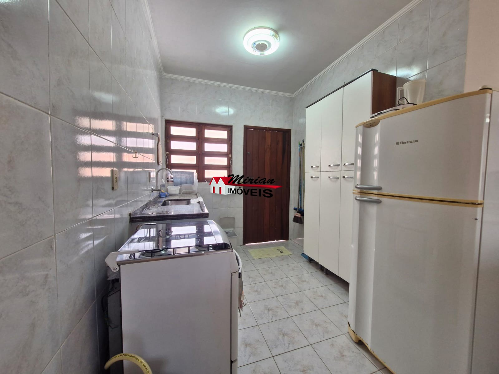 Casa à venda com 3 quartos, 120m² - Foto 28