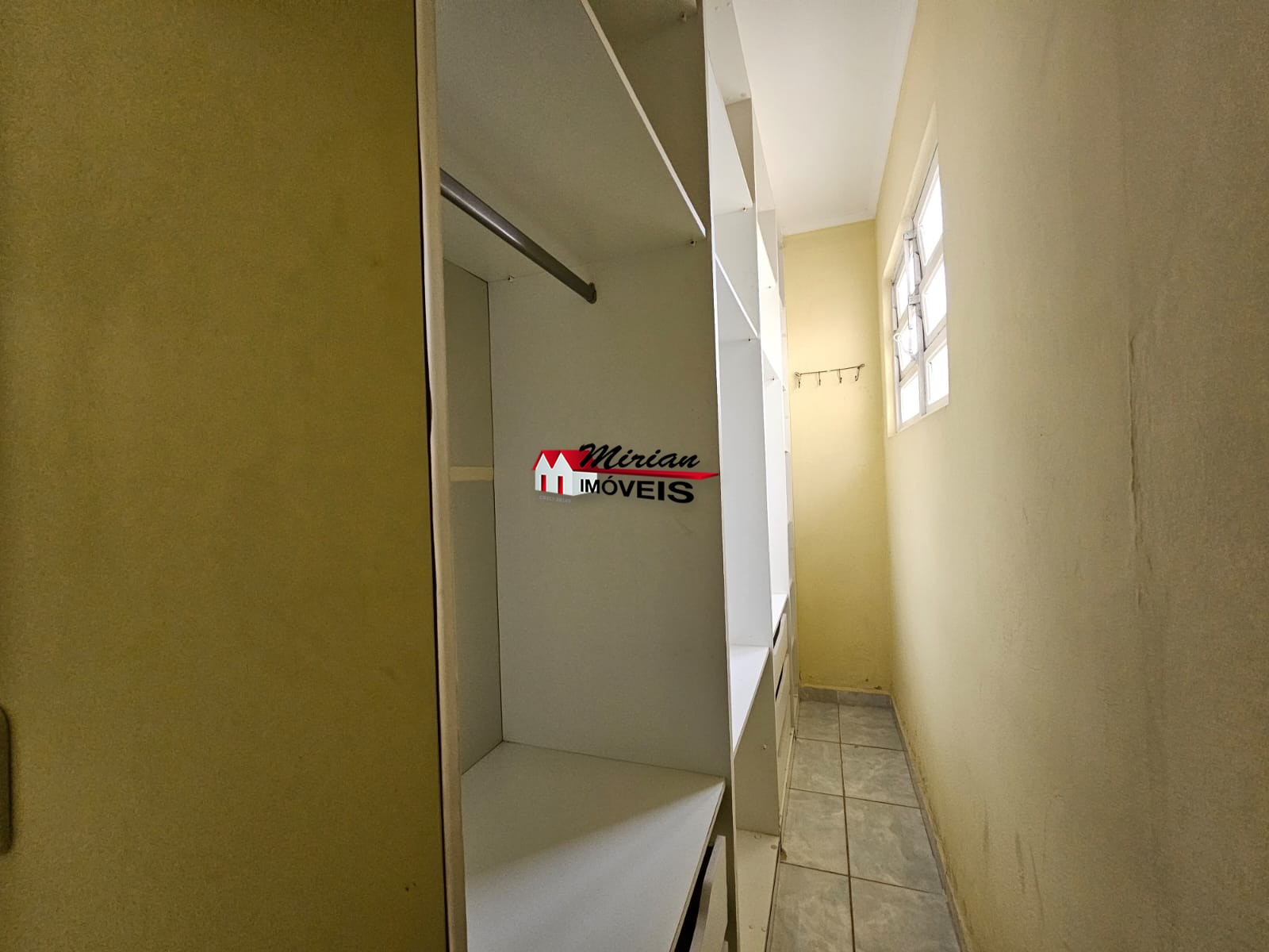 Casa à venda com 3 quartos, 182m² - Foto 12