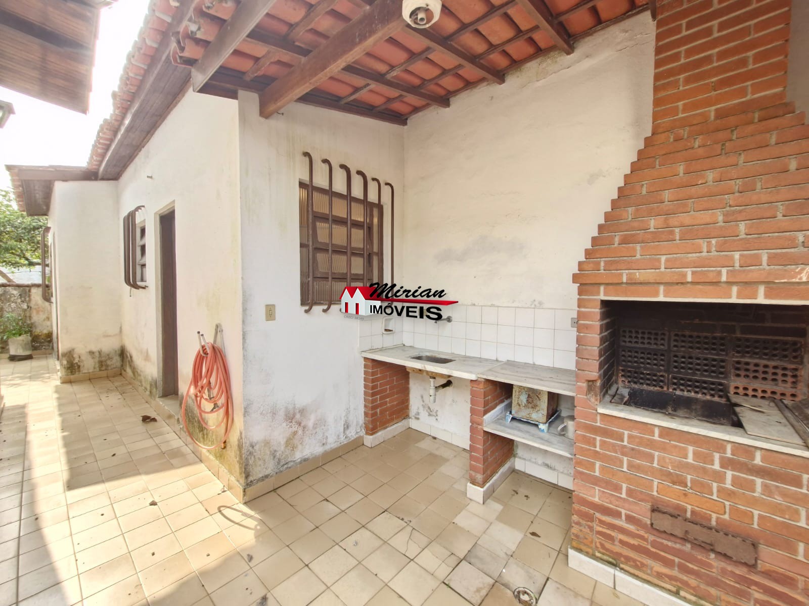 Casa à venda com 2 quartos, 133m² - Foto 27