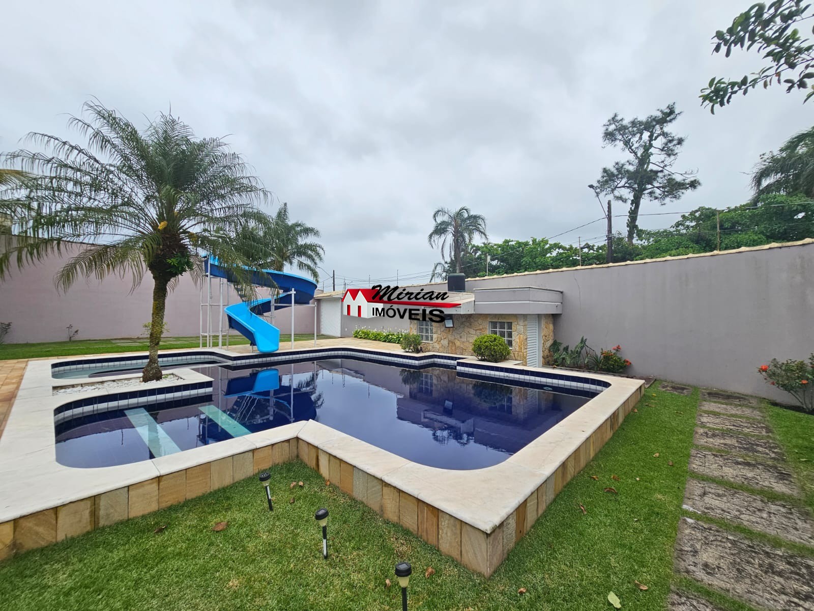 Sobrado à venda com 4 quartos, 613m² - Foto 5