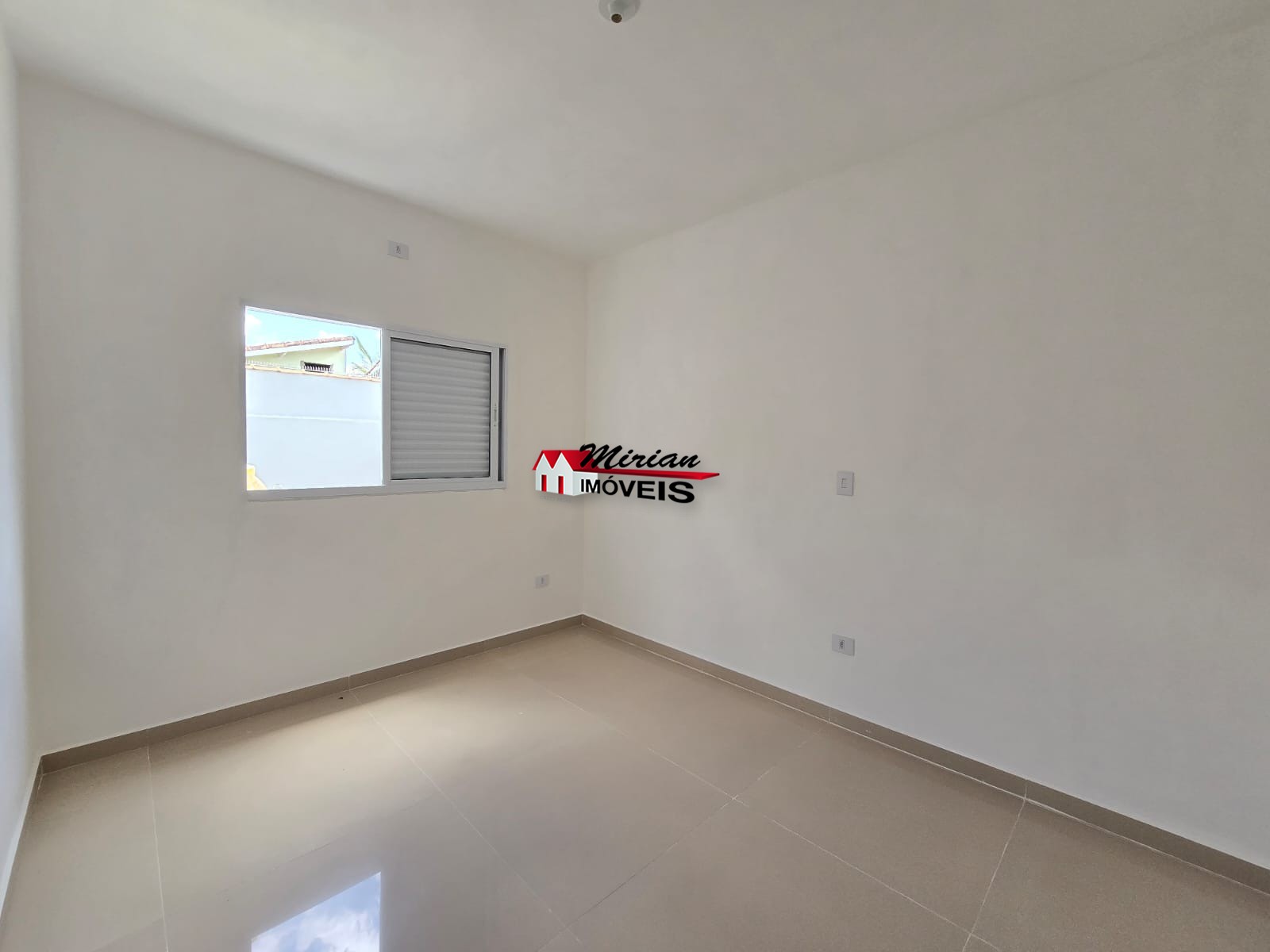 Casa à venda com 2 quartos, 180m² - Foto 17