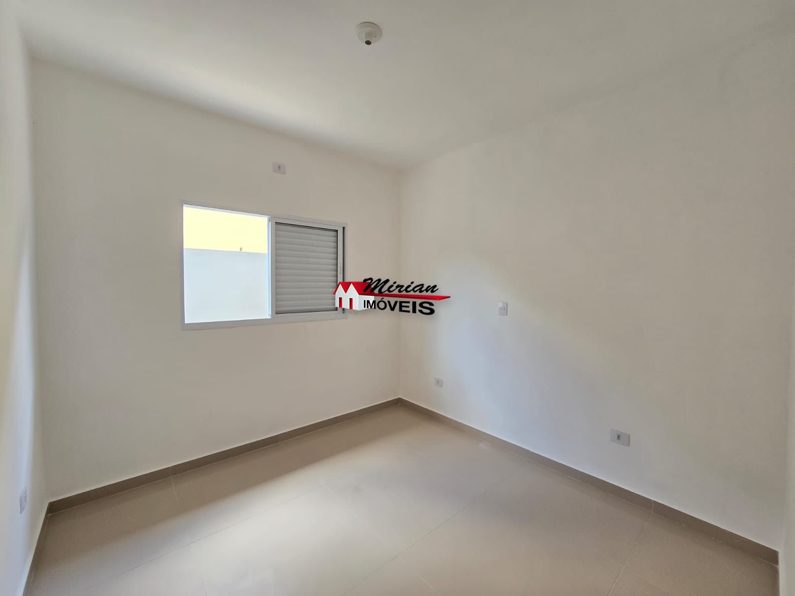 Casa à venda com 2 quartos, 180m² - Foto 16