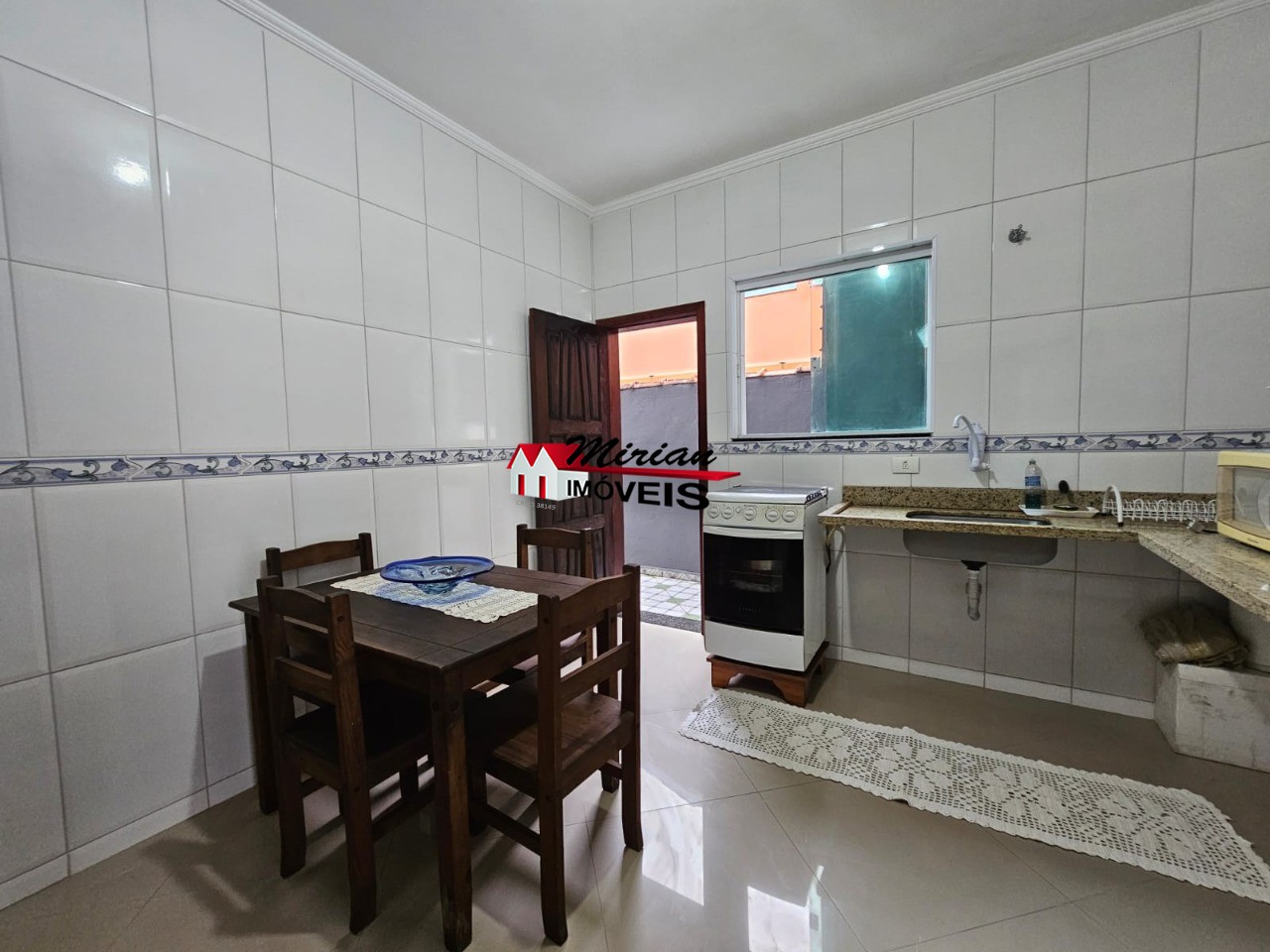 Casa à venda com 3 quartos, 183m² - Foto 9