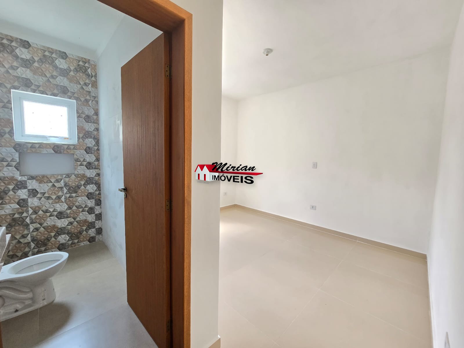 Casa à venda com 2 quartos, 180m² - Foto 13