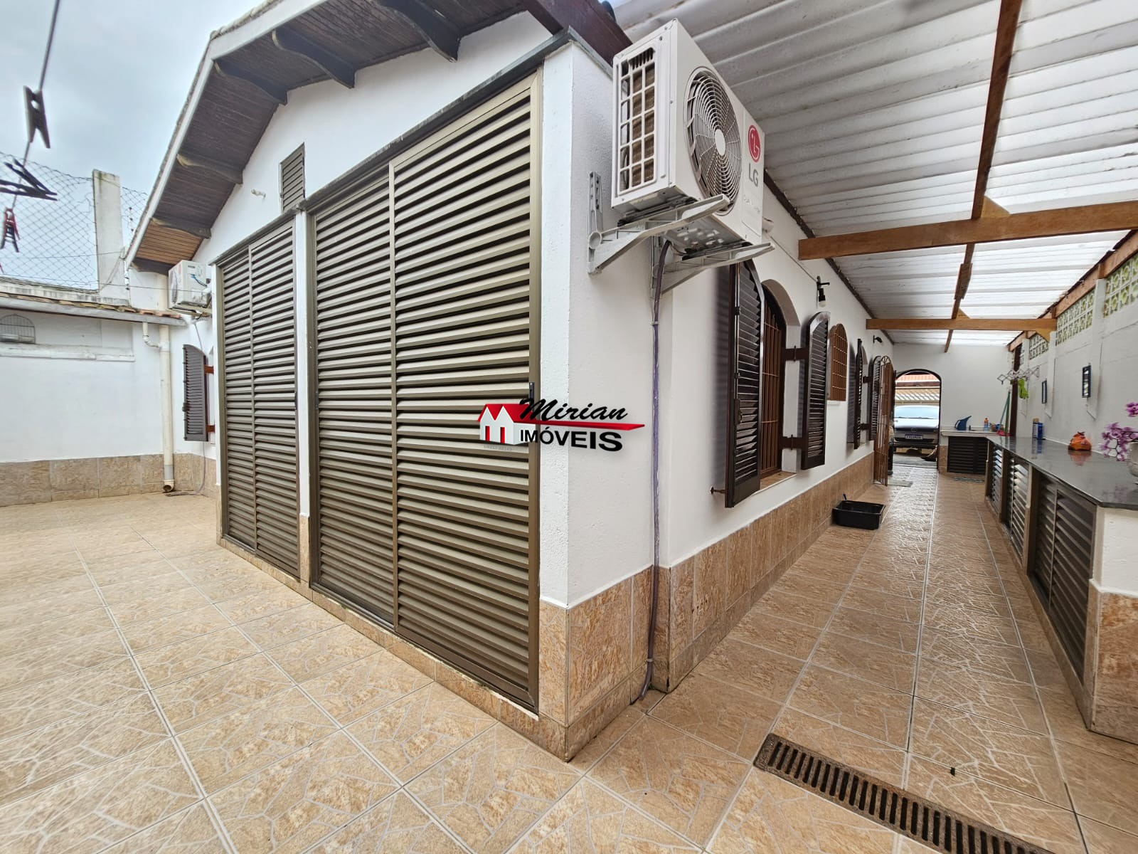 Casa à venda com 3 quartos, 180m² - Foto 57