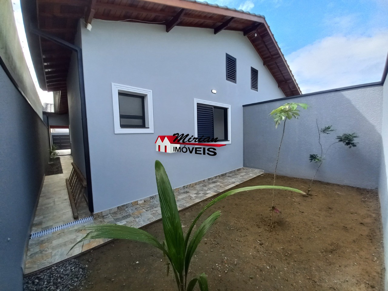 Casa à venda com 2 quartos, 89m² - Foto 32