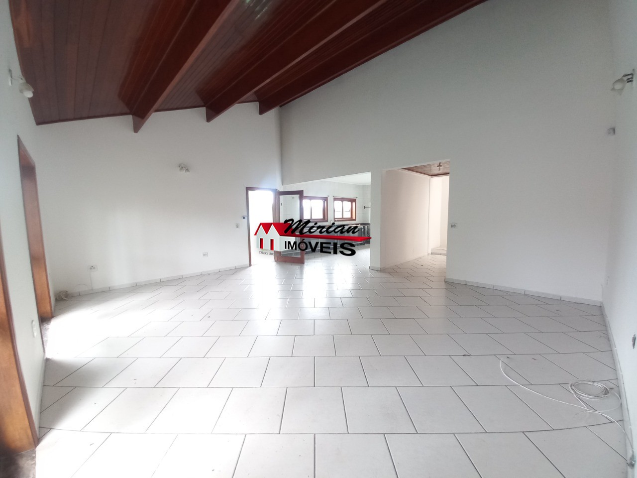 Sobrado à venda com 3 quartos, 250m² - Foto 6