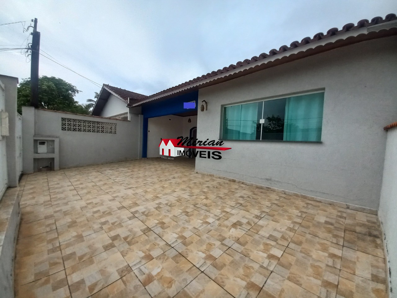 Casa à venda com 3 quartos, 142m² - Foto 2