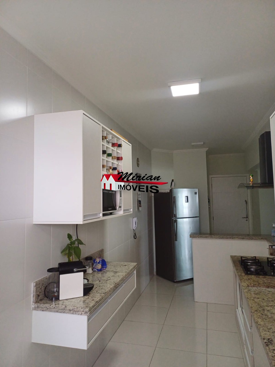 Apartamento à venda com 2 quartos, 85m² - Foto 20