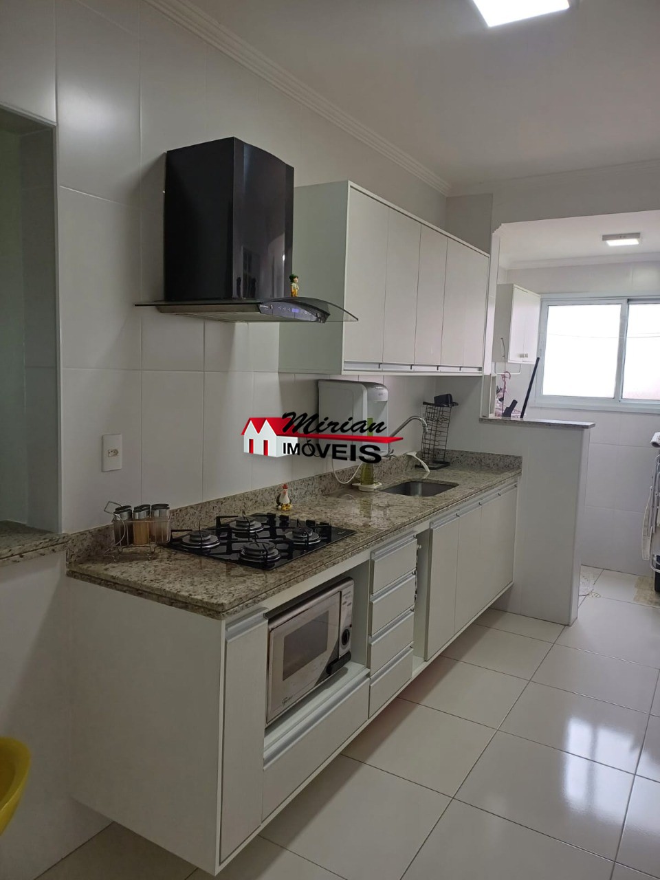 Apartamento à venda com 2 quartos, 85m² - Foto 19