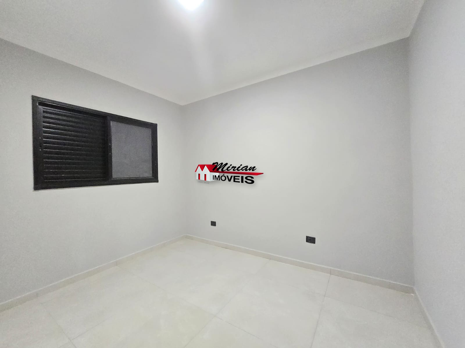 Casa à venda com 3 quartos, 70m² - Foto 15