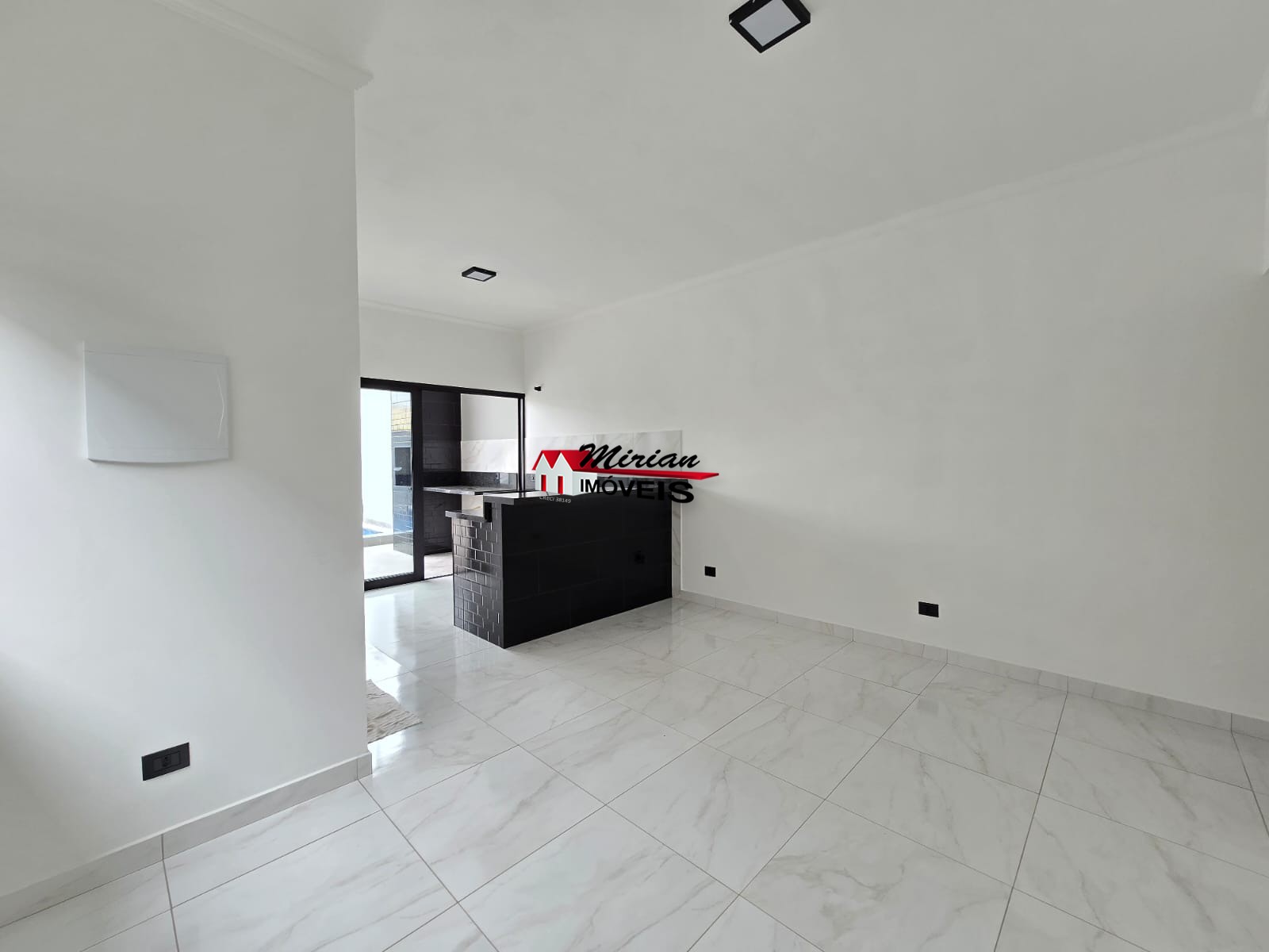 Casa à venda com 2 quartos, 68m² - Foto 10