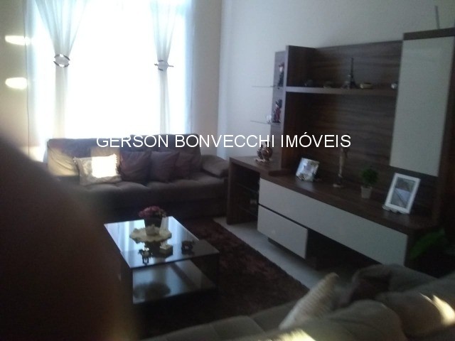 Casa à venda com 3 quartos, 200m² - Foto 5