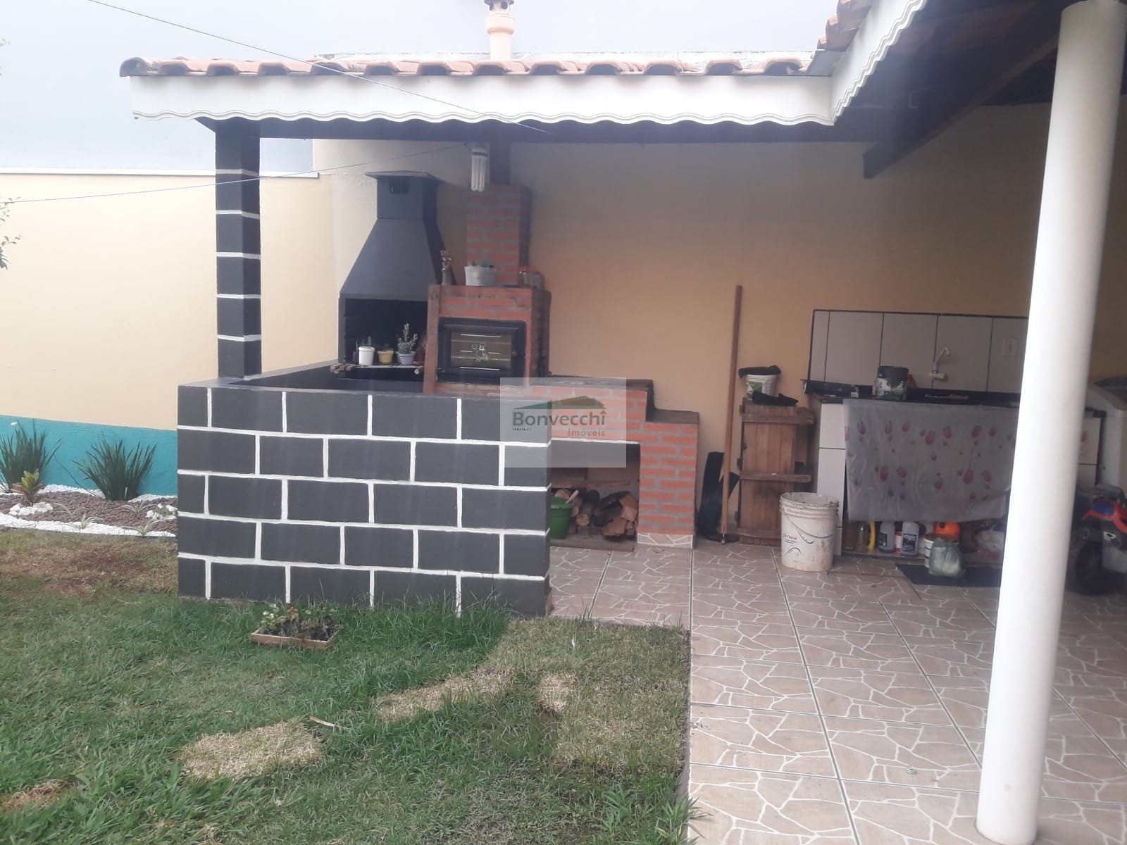 Sobrado à venda com 2 quartos, 250m² - Foto 4