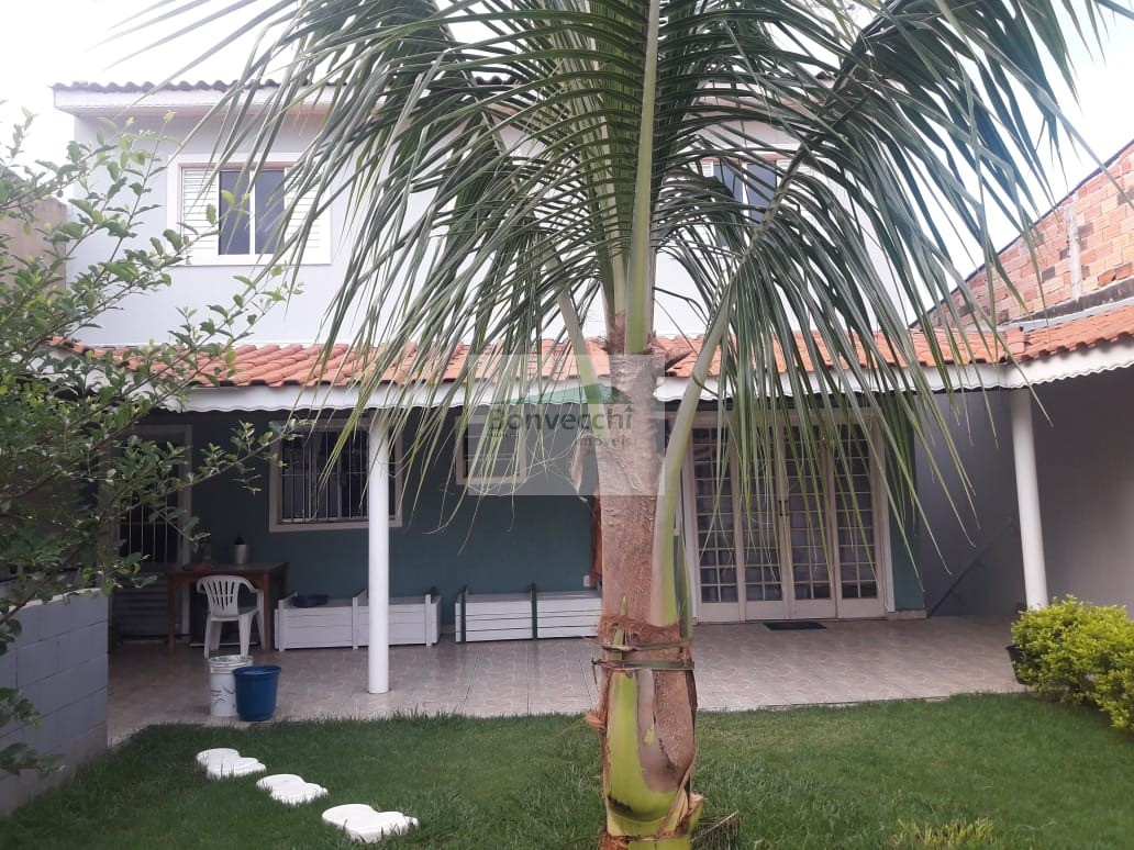 Sobrado à venda com 2 quartos, 250m² - Foto 2