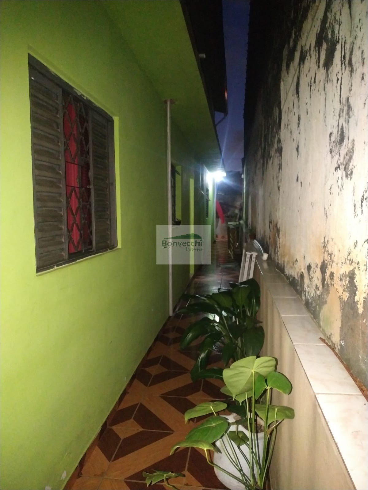 Sobrado à venda com 4 quartos, 150m² - Foto 1