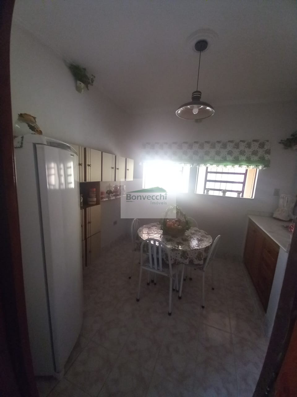 Casa à venda com 2 quartos, 250m² - Foto 18