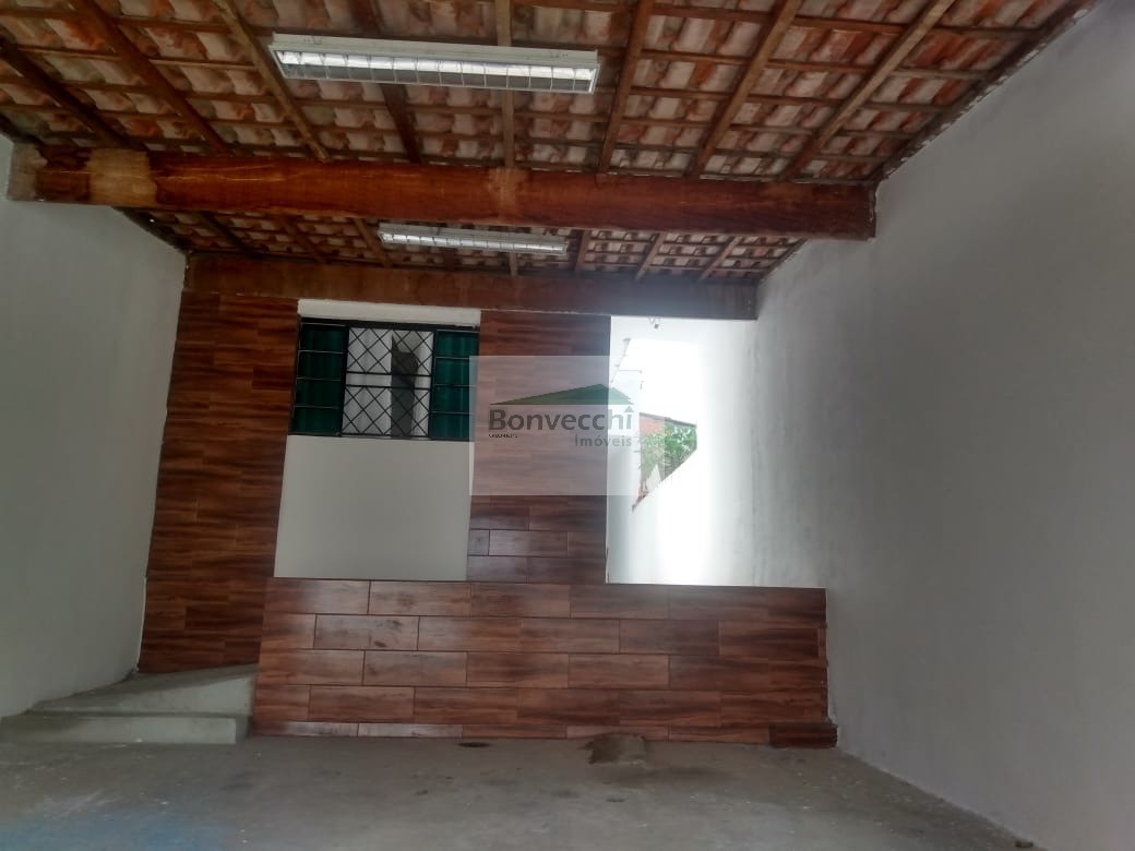 Casa à venda com 1 quarto, 125m² - Foto 1