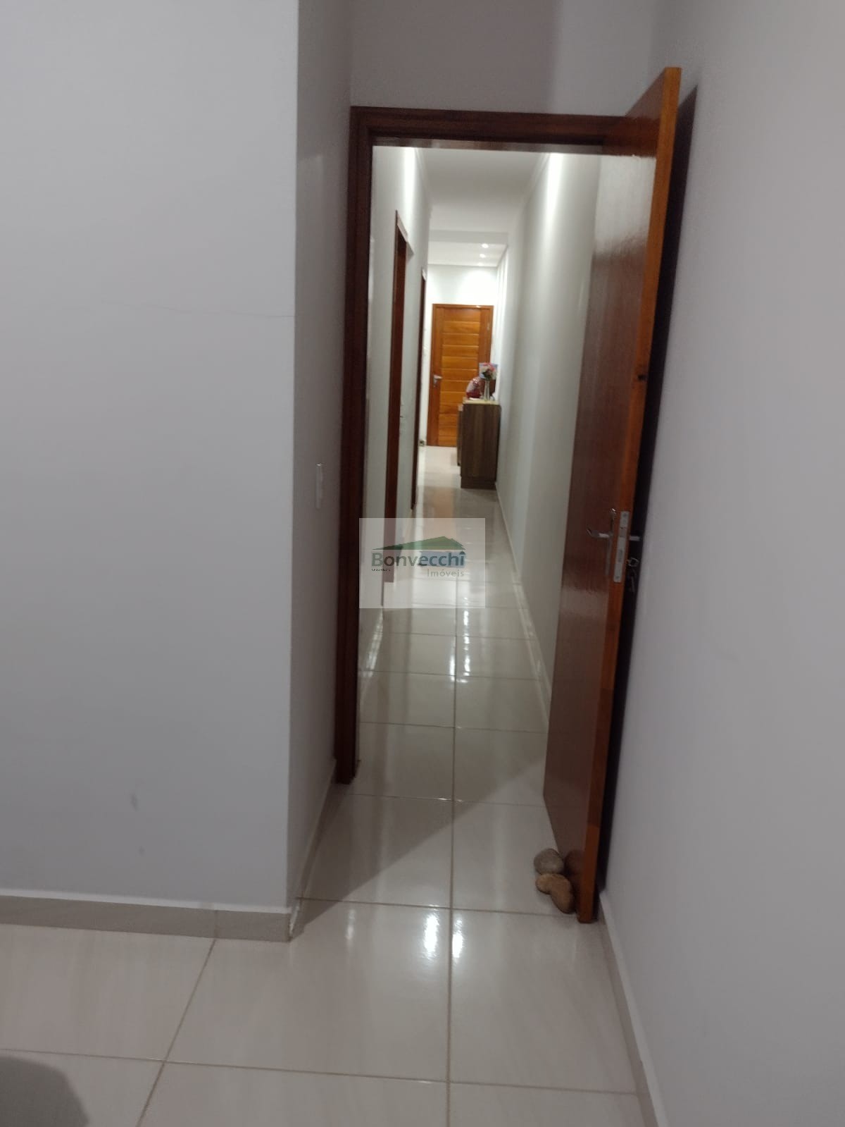 Casa à venda com 2 quartos, 100m² - Foto 4