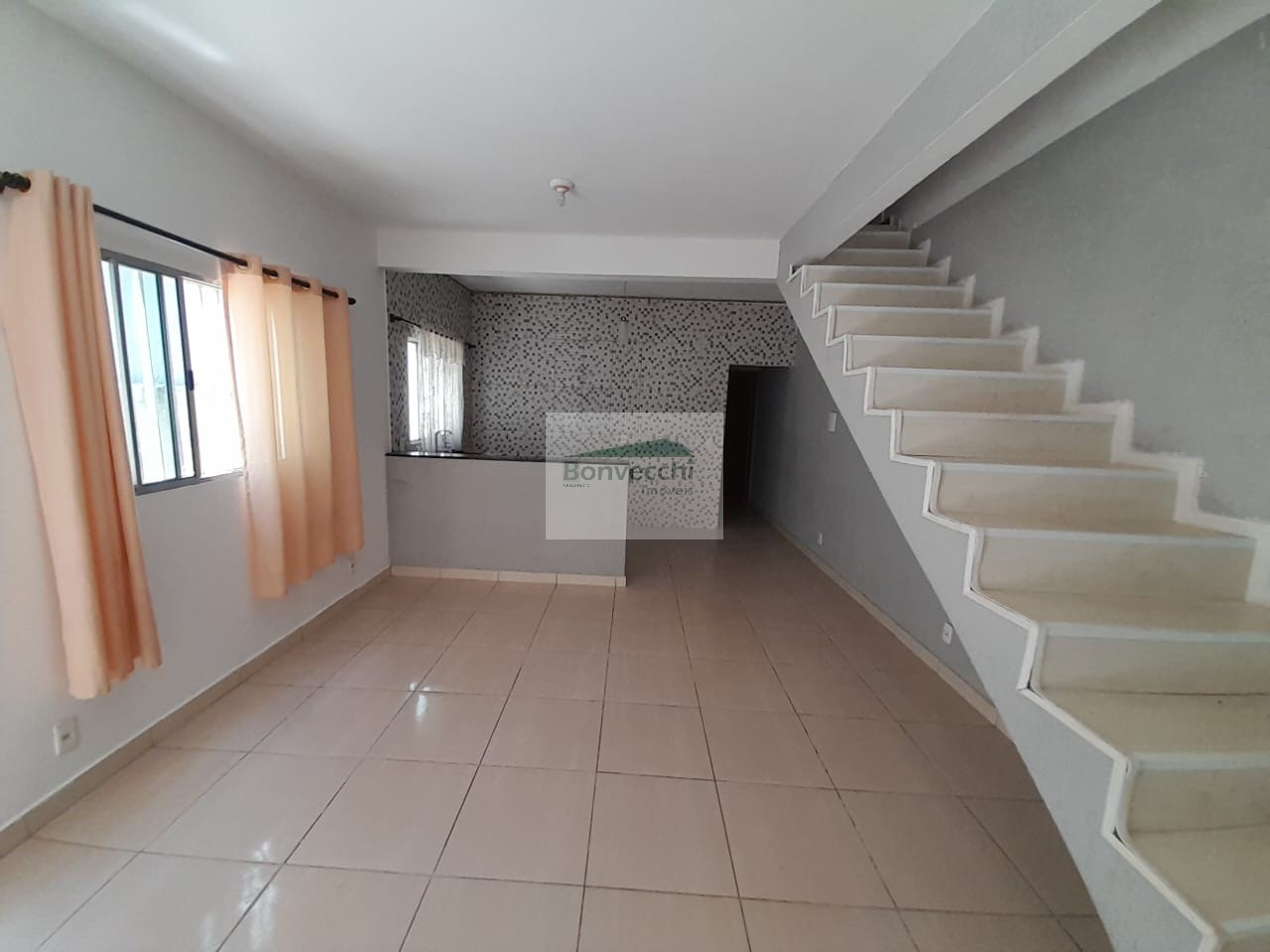 Sobrado à venda com 3 quartos, 175m² - Foto 3