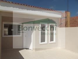 Casa à venda com 2 quartos, 125m² - Foto 2