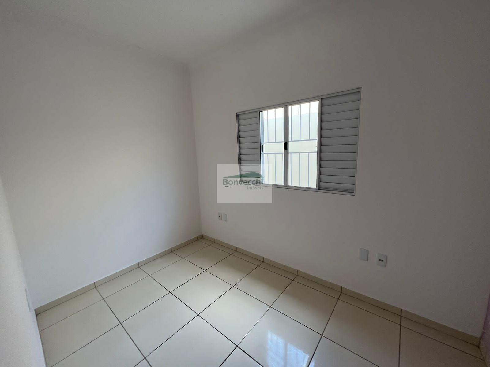 Casa à venda com 2 quartos, 125m² - Foto 11