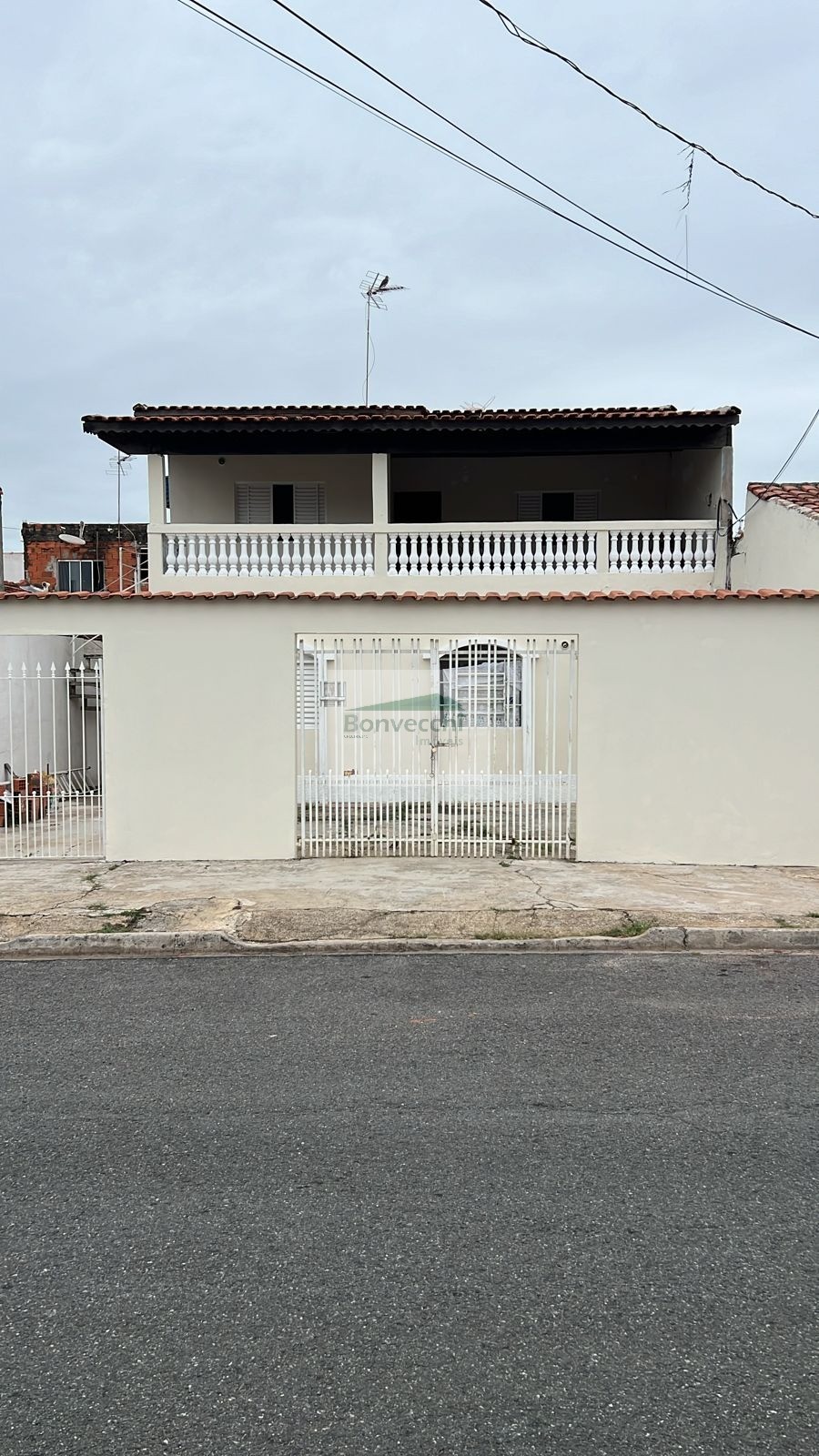 Sobrado à venda com 5 quartos, 250m² - Foto 3