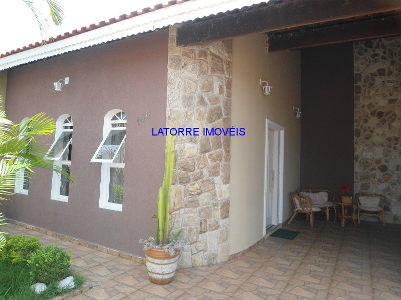 Casa à venda com 3 quartos, 500m² - Foto 21