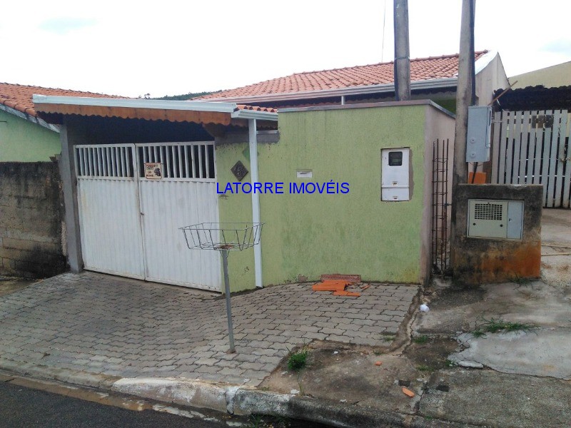 Casa à venda com 2 quartos, 80m² - Foto 2