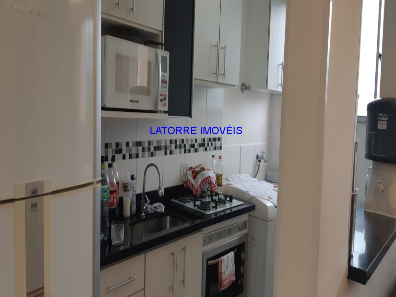 Apartamento à venda com 2 quartos, 56m² - Foto 1