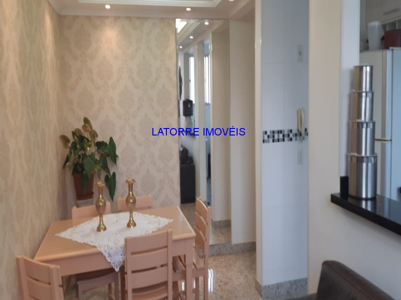 Apartamento à venda com 2 quartos, 56m² - Foto 8