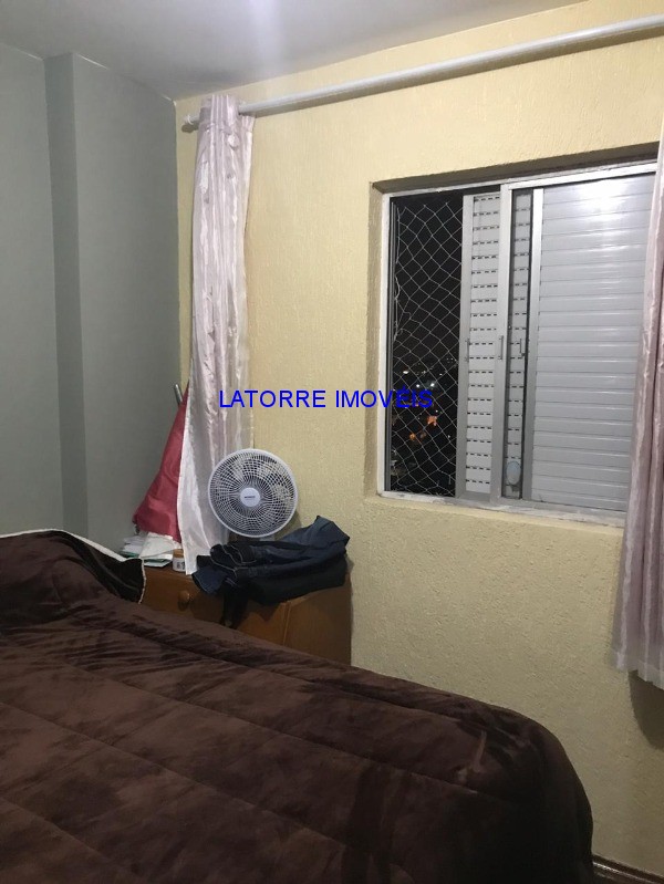 Apartamento à venda com 2 quartos, 64m² - Foto 8