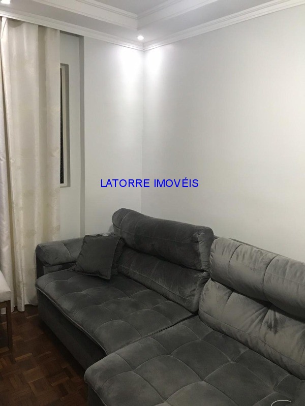 Apartamento à venda com 2 quartos, 64m² - Foto 4