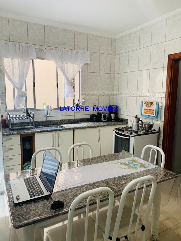 Sobrado à venda com 4 quartos, 150m² - Foto 33