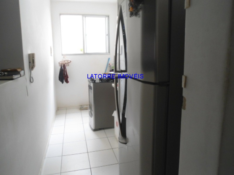 Apartamento à venda com 2 quartos, 58m² - Foto 8