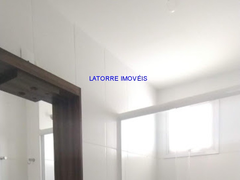 Apartamento à venda com 2 quartos, 61m² - Foto 9