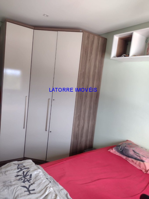 Apartamento à venda com 3 quartos, 70m² - Foto 3