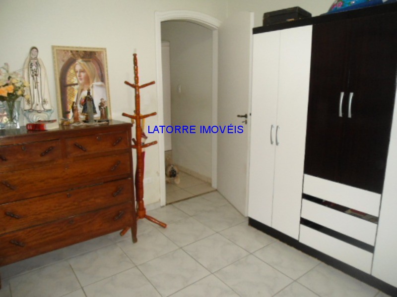 Casa à venda e aluguel com 6 quartos, 300m² - Foto 25