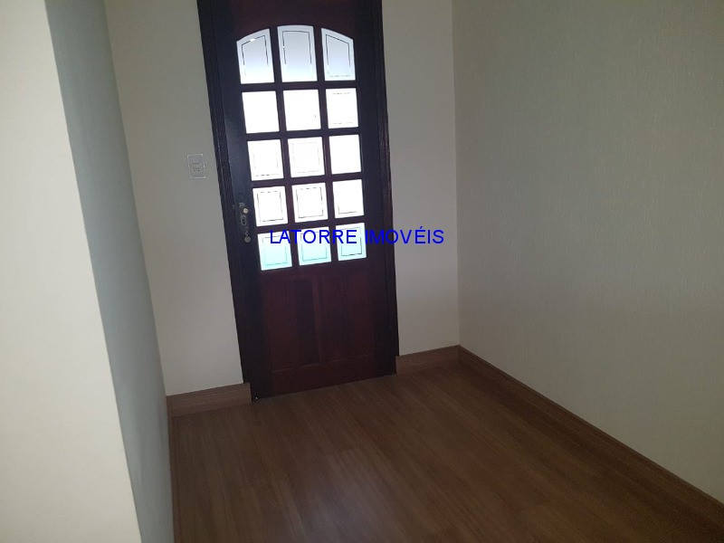 Sobrado à venda com 3 quartos, 250m² - Foto 41