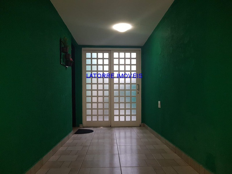 Sobrado à venda com 3 quartos, 250m² - Foto 48