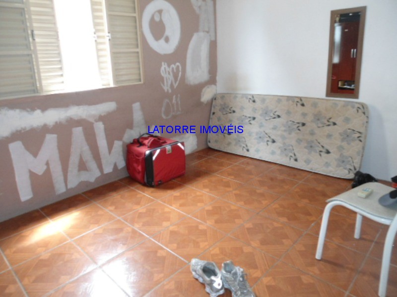 Casa à venda com 4 quartos, 300m² - Foto 9